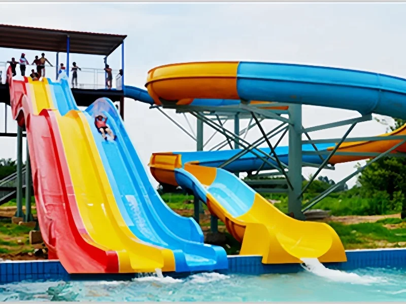 Hot Sale Customizable Fiberglass Water Slide for Outdoor Water Park Indoor Water Games or Home Pool for Adults