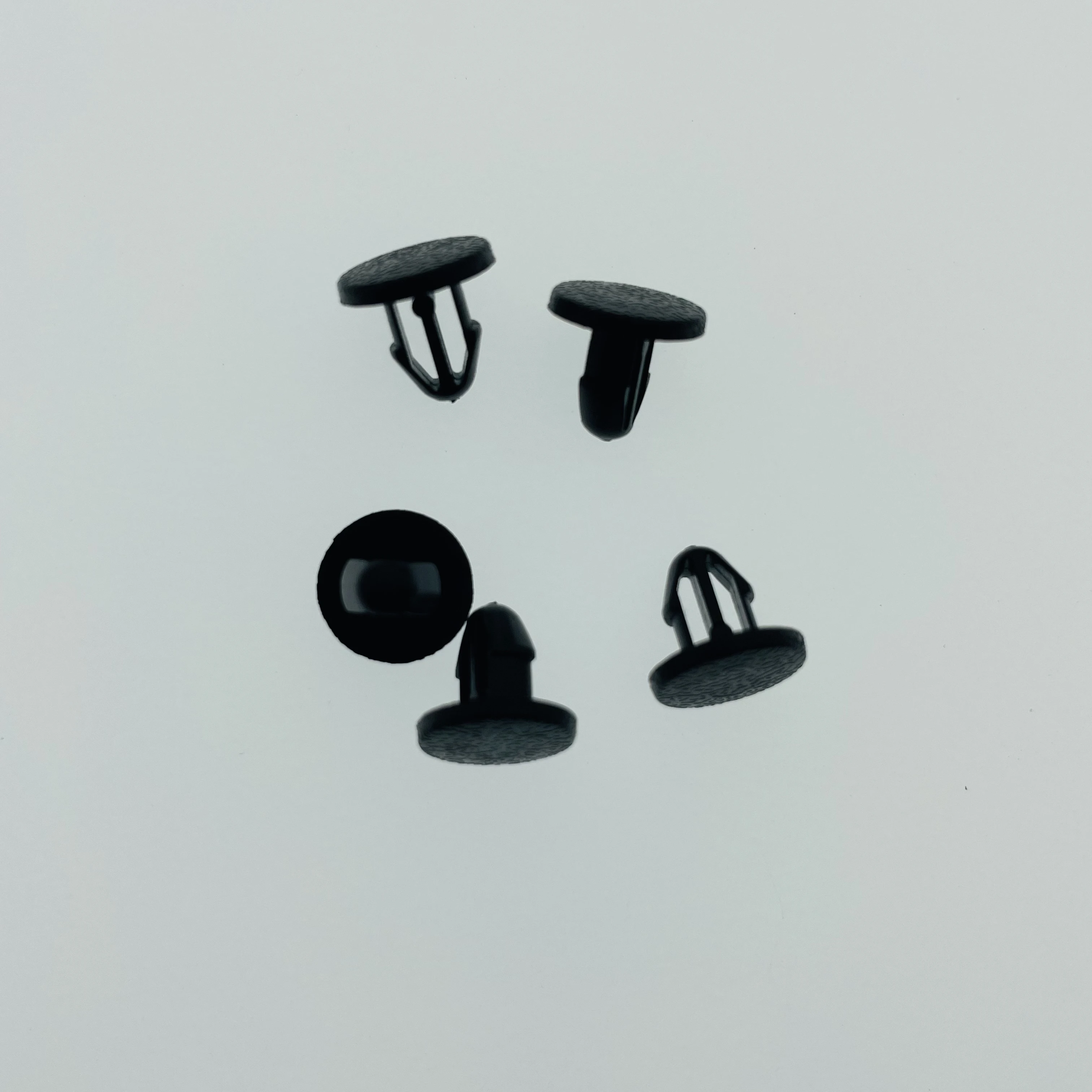 For Nissan Nissan Skyline LIXIL Xuan Yi door bottom edge pressure strip clips sealing rubber clips original factory