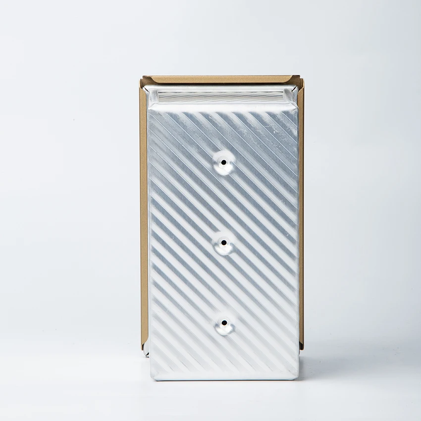 450g corrugated loaf pan with lid (non-stick), non-stick coating bread mold