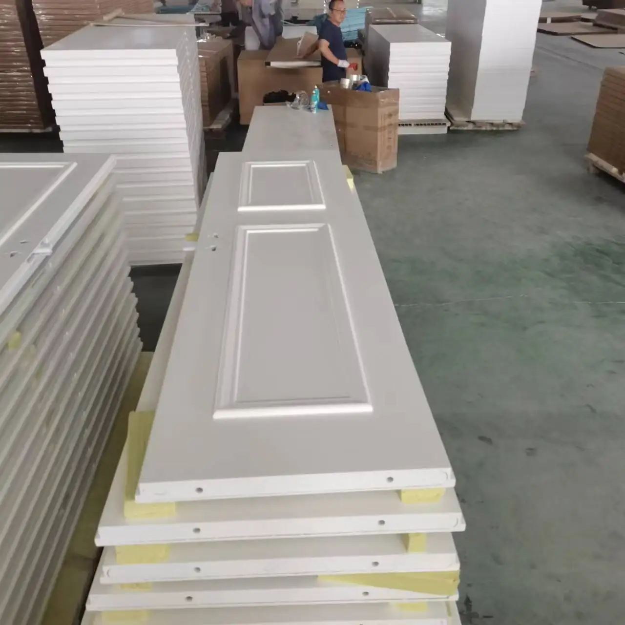 Israel market hot selling waterproof full WPC painting door for room