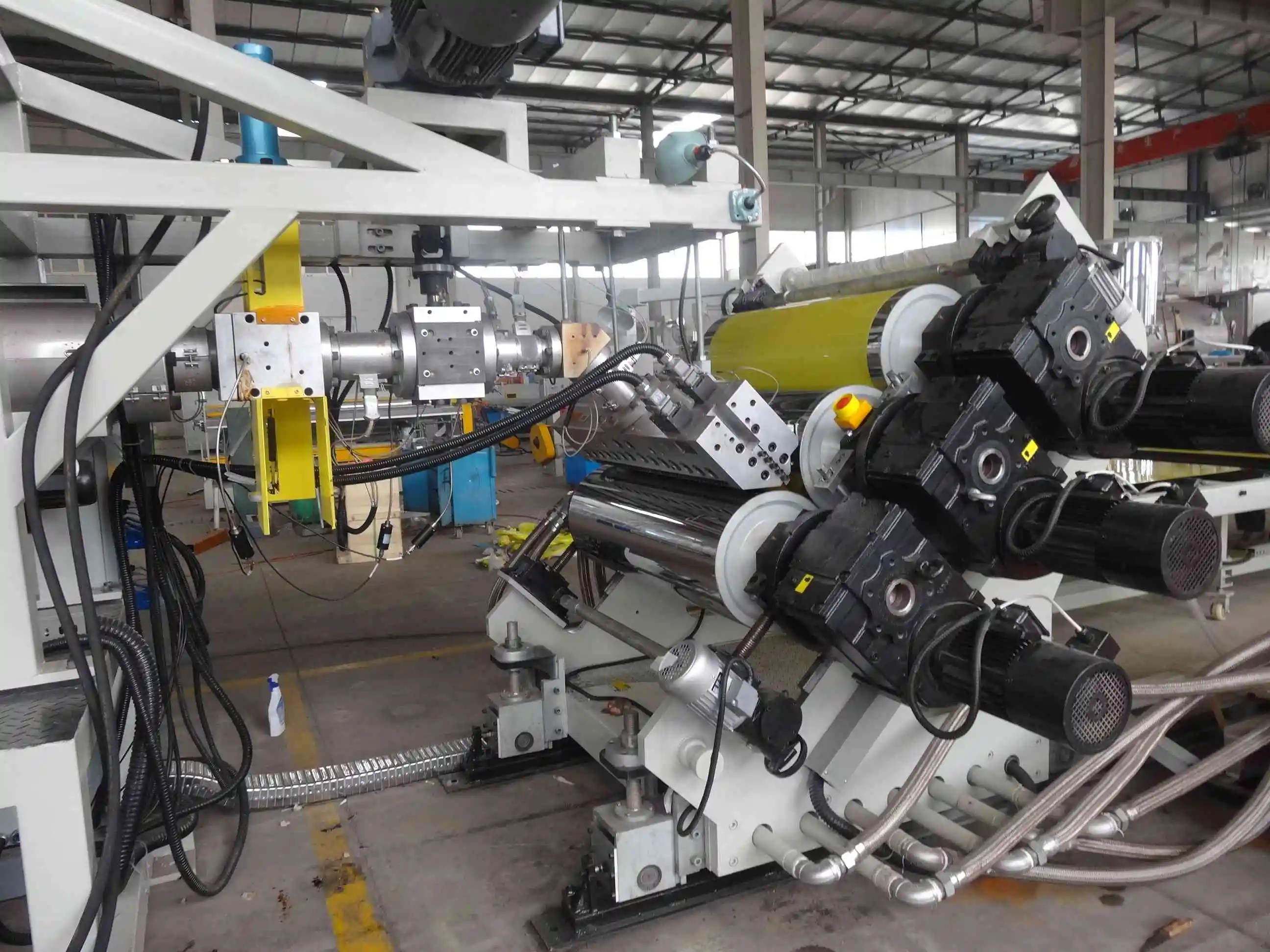 High Efficiency Extruded Polypropylene Sheet Plastic Sheet Making Machine Production Line