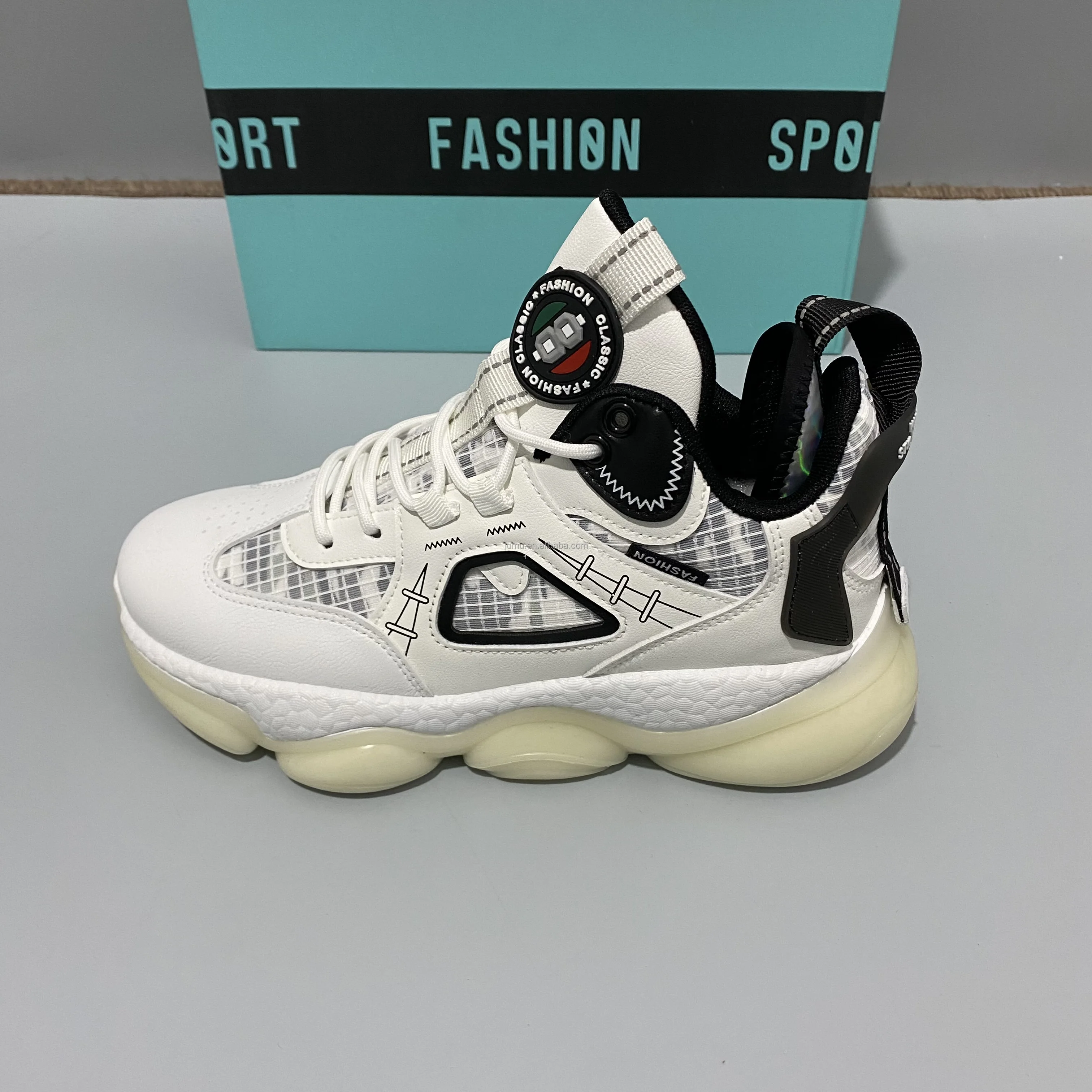 M2580 Wholesale China original High Quality Branded Men Second Hand Mixed Shoes Sports Bulk Used Basketball Shoes 23 KG Popular