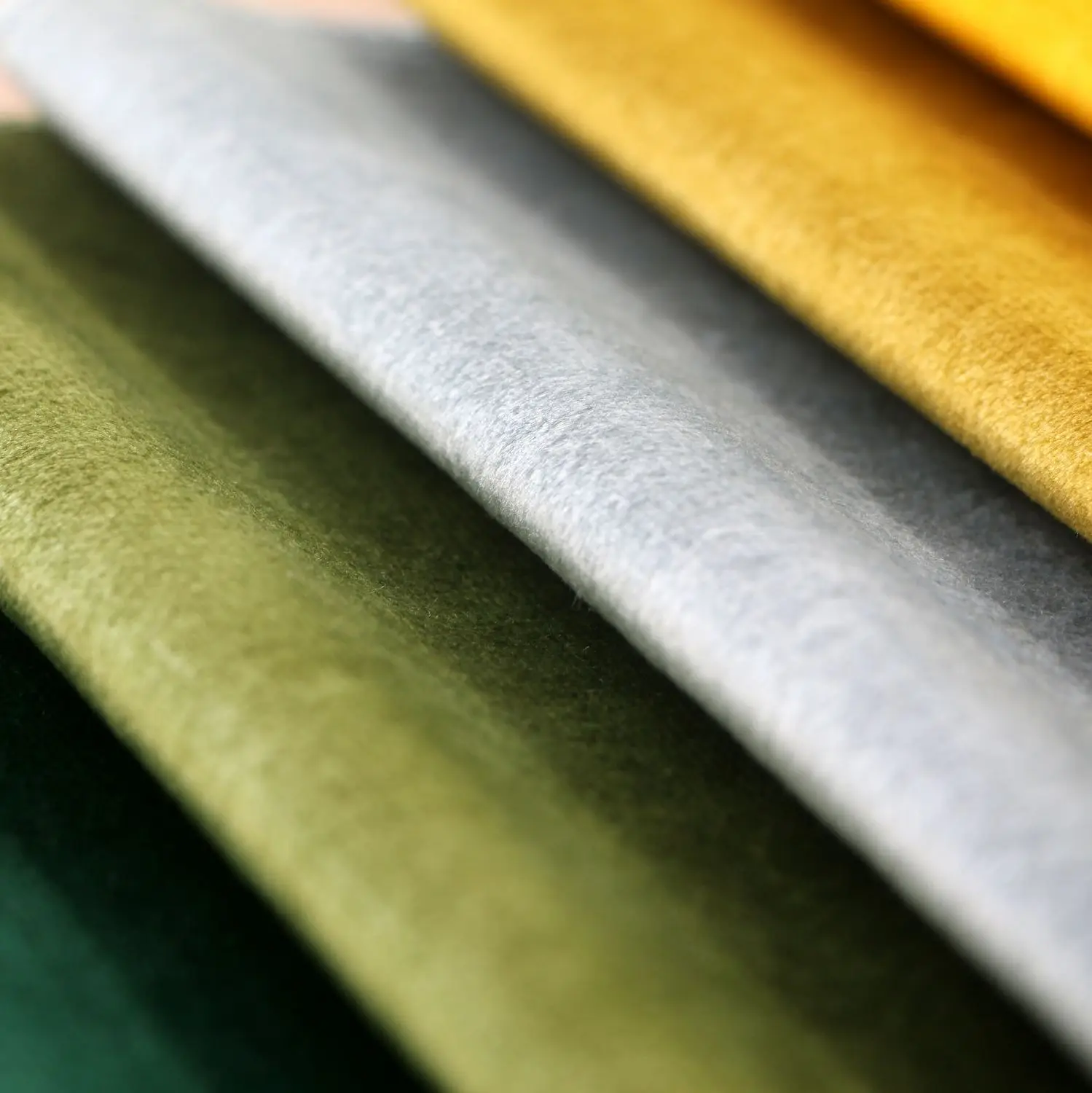 Yarn Dyed Sofa Fabric Polyester Knit Printed Holland Velvet Fabric Bonded Velour Price Per Meter Velvet Fabric for Sofa