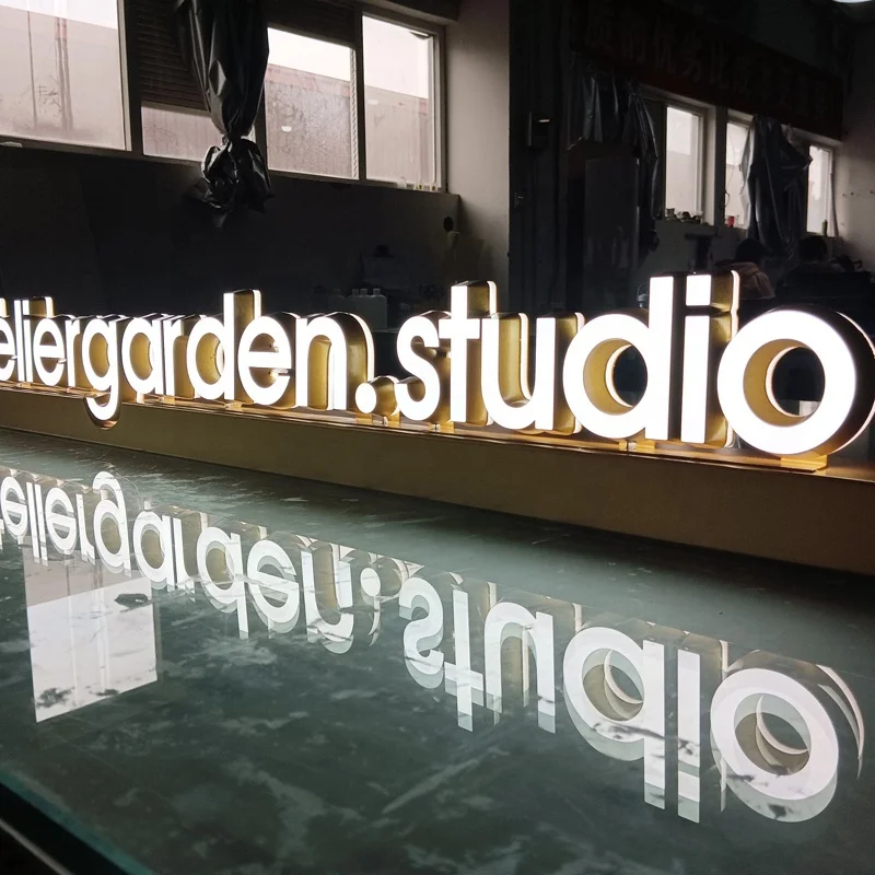Kexian Custom Company Reception Desk Signage LED Mini Acrylic Letter Sign Table Top Led Sign Luminous Sign with Base