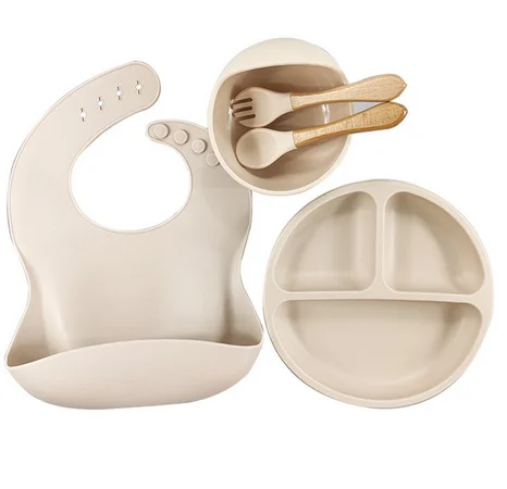 Wholesale Eco-friendly Non-toxic Strong Suction Bowl Spoon Set Feeding Bib Baby Silicone Bowl And Plate