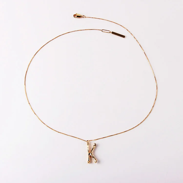 More Popular Design Brass 16k Gold Plating Letter R Pendant Necklace Fashion Charms Necklace For Women