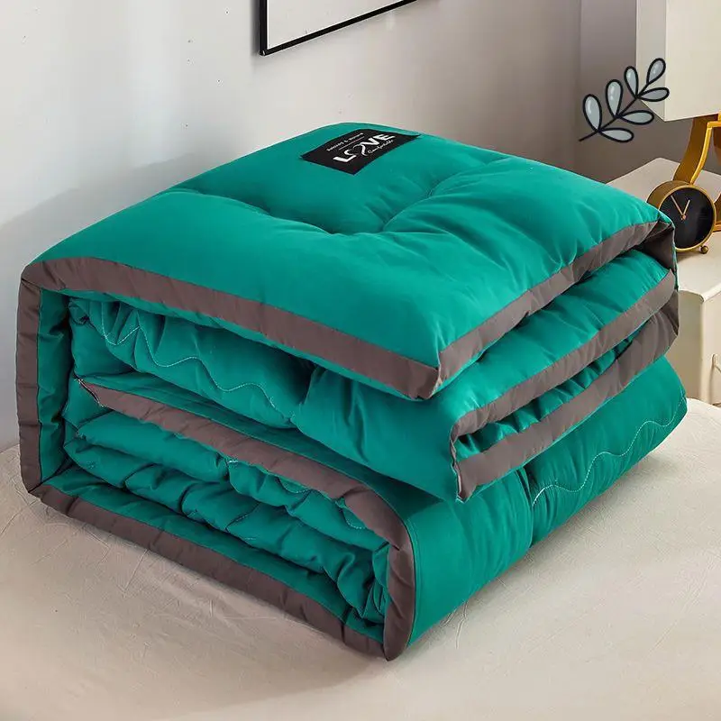 100% Polyester Soy Fiber Filled Heats up Quickly and Keeps You Warm Comforter for Good Sleep in Evening