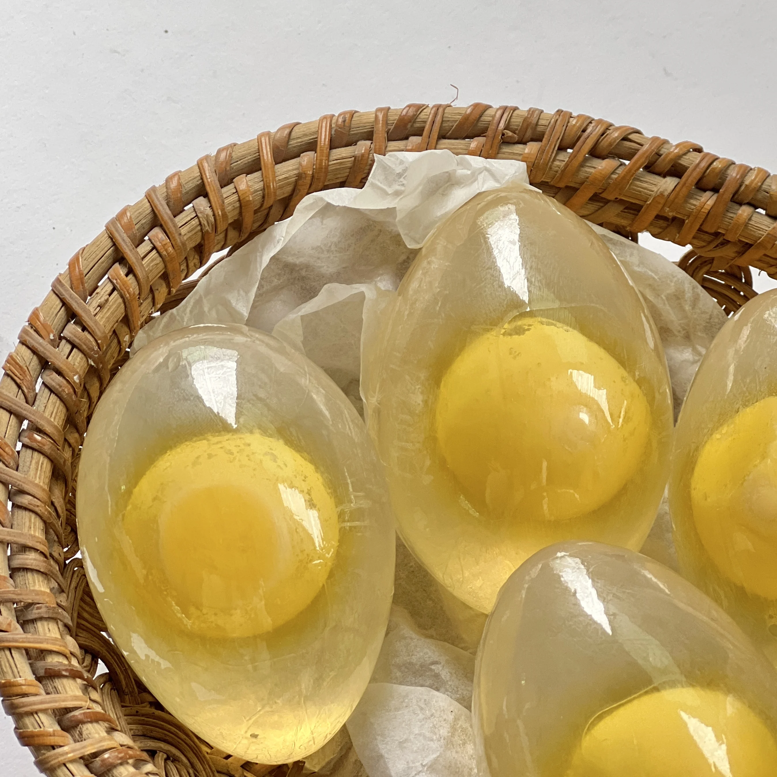 100% Handmade Bouncy Collagen Egg Soap Moisturizing Whitening Nourishing Organic Beauty Bleaching Face Egg Soap