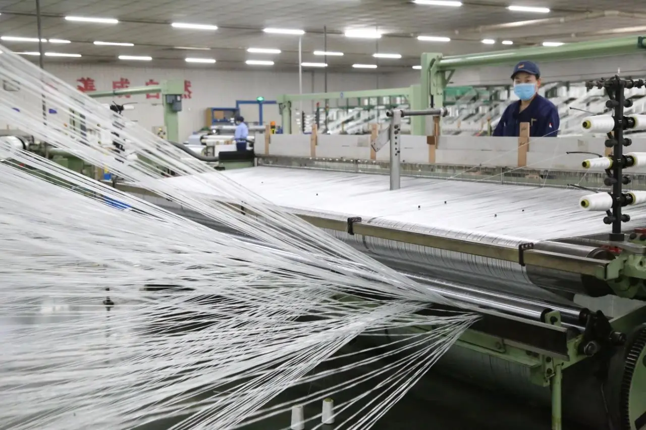 Гречо щелочи 2400tex 4800 Tex покрытие стеклоткани с упорной прямой