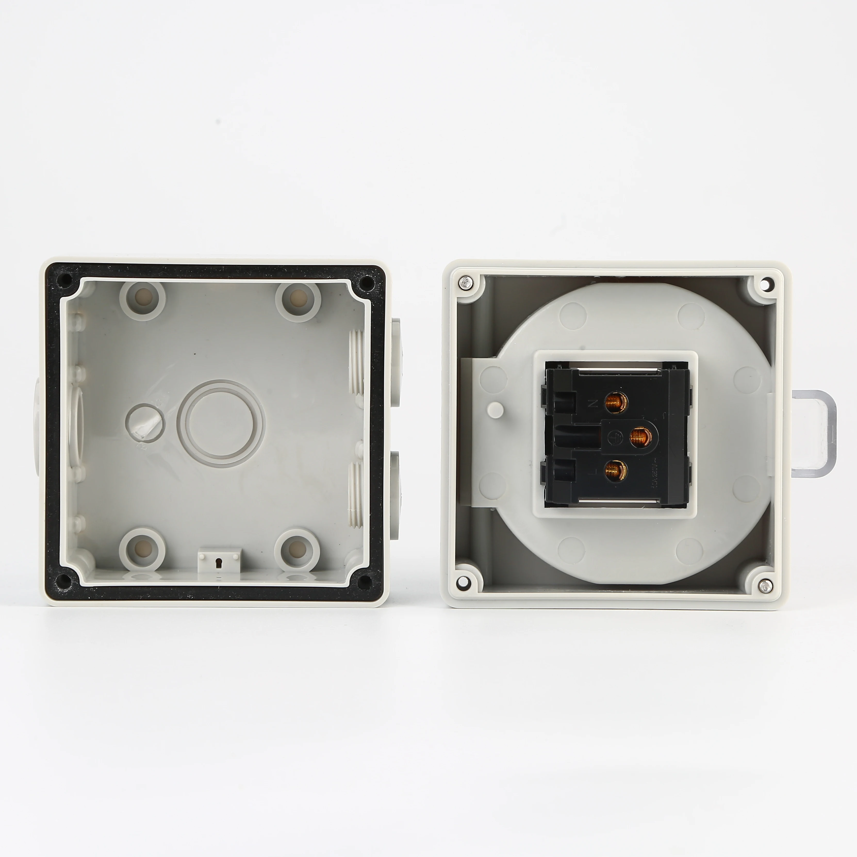 Оптовая продажа водонепроницаемая крышка HTL66-Five отверстия универсальные многокомбинированные коммутируемые розетки и переключатели с максимальным током 16 А