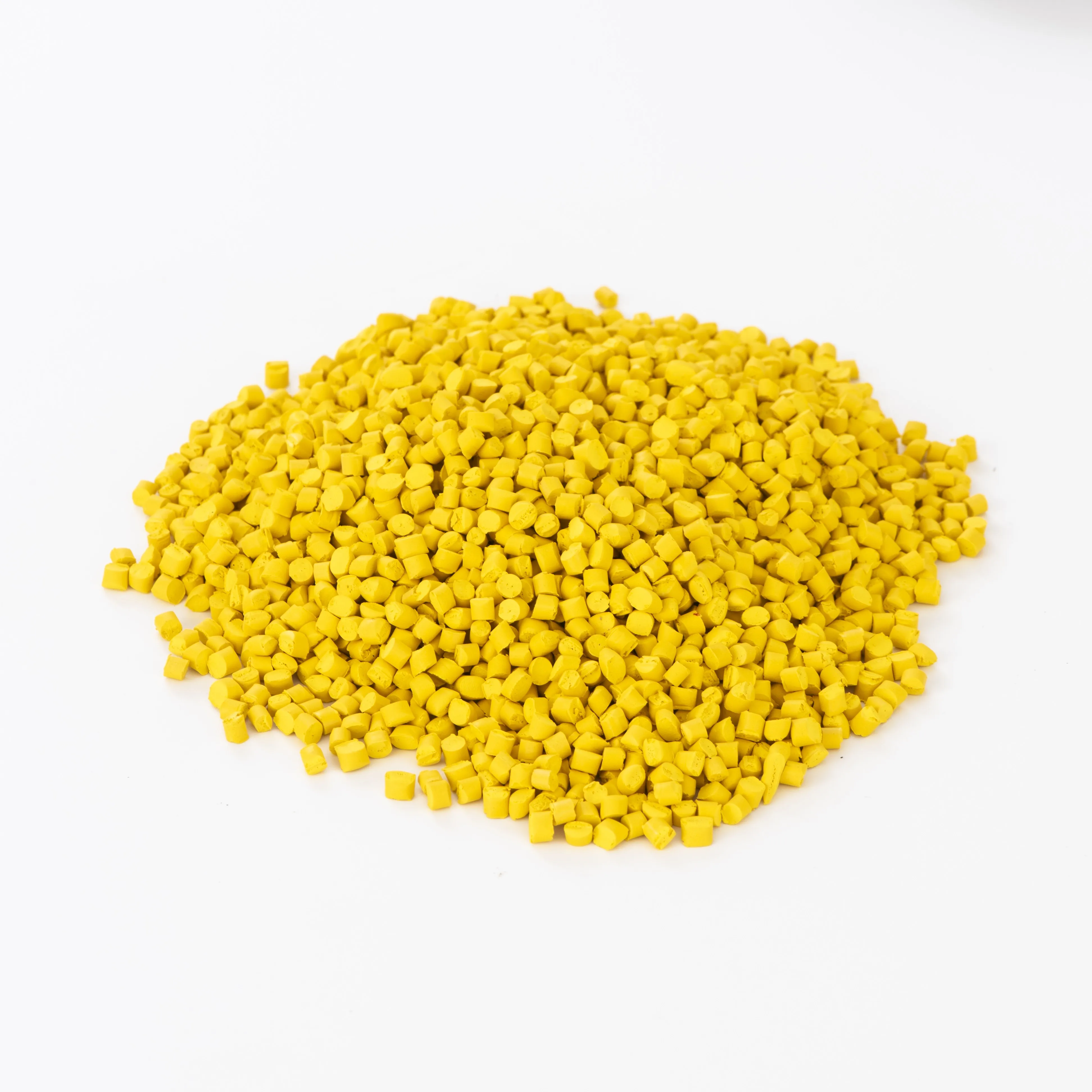 masterbatch yellow plastics raw material for Blowing Film Molding Extrusion Molding For PP PE PVC 3-5%