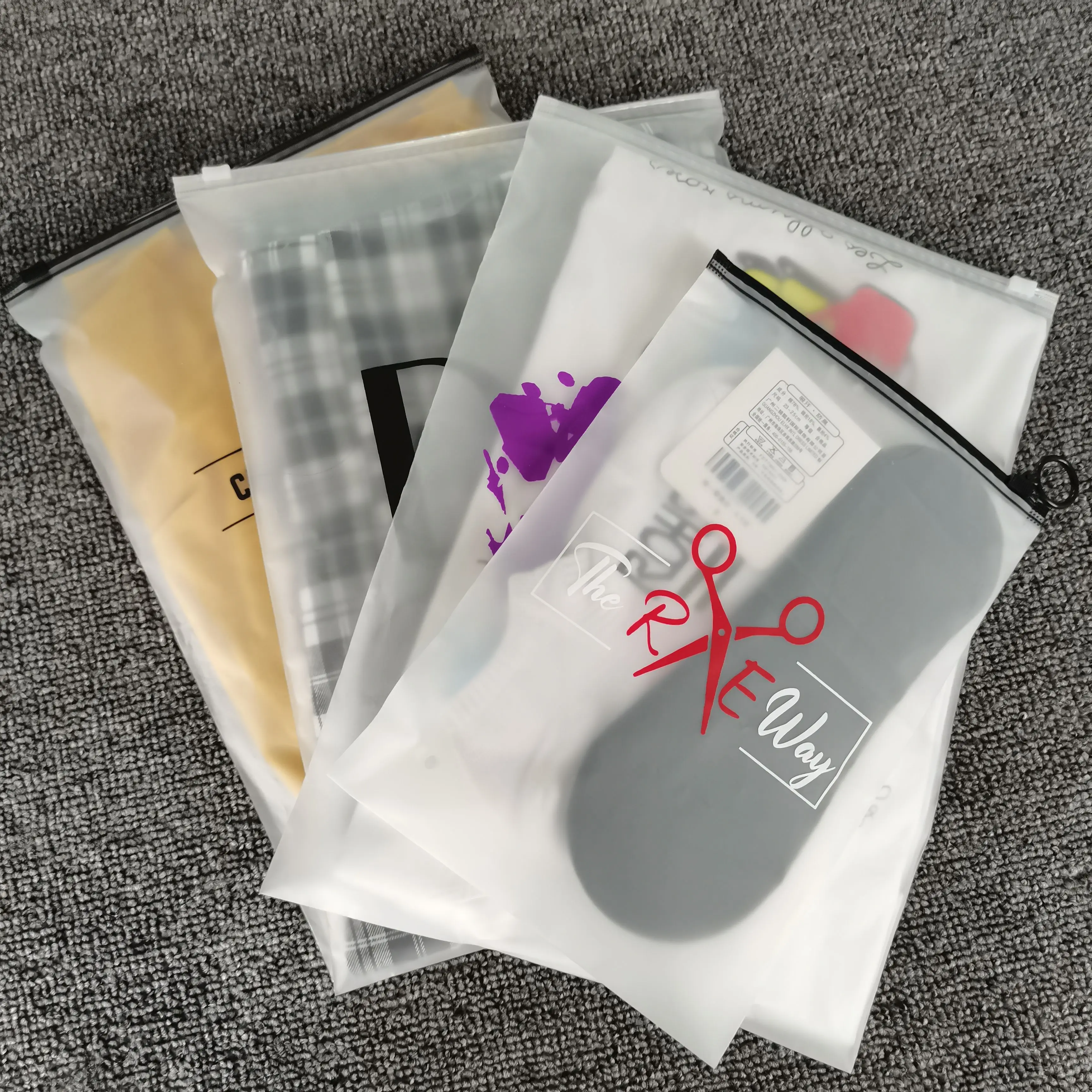 Custom Logo Biodegradable Clear Transparent Zipper Lock Plastic Garment Clothes T-shirt Swimming Clothes Packaging