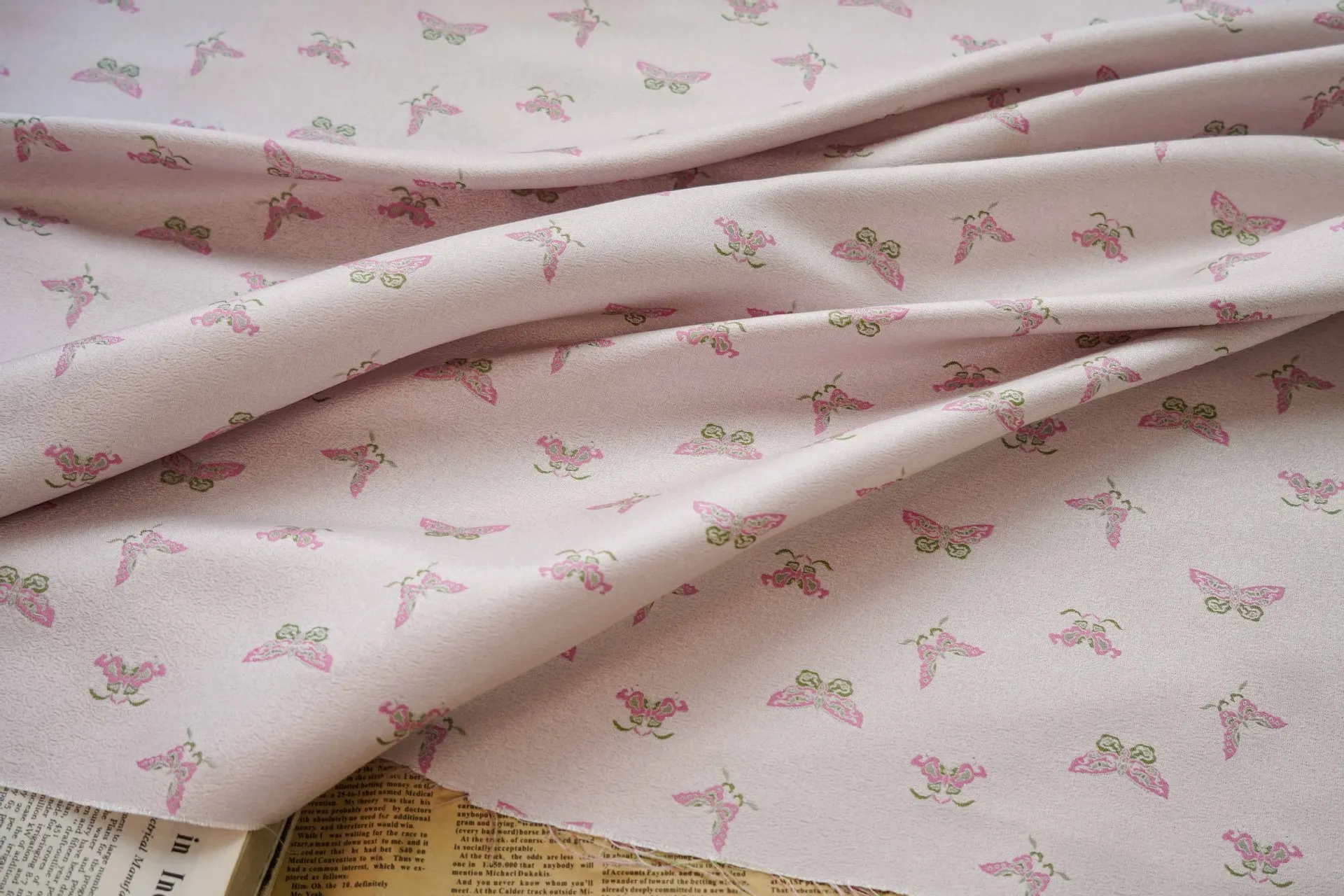 Polyester Elegant Metallic Flowers Design Jacquard Brocade Fabric for women Formal dress