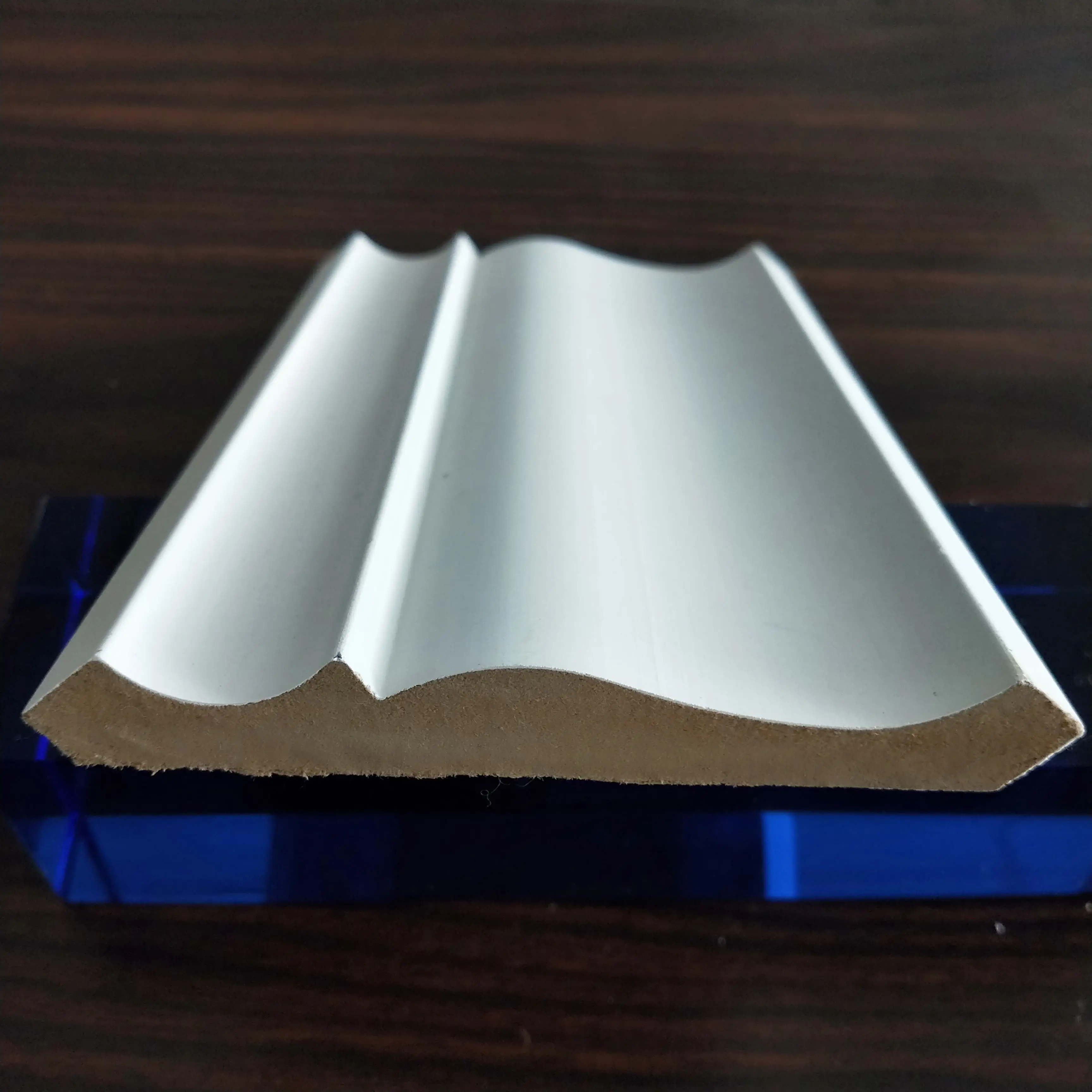 MDF baseboard skirting moulding/White primed MDF skirting board