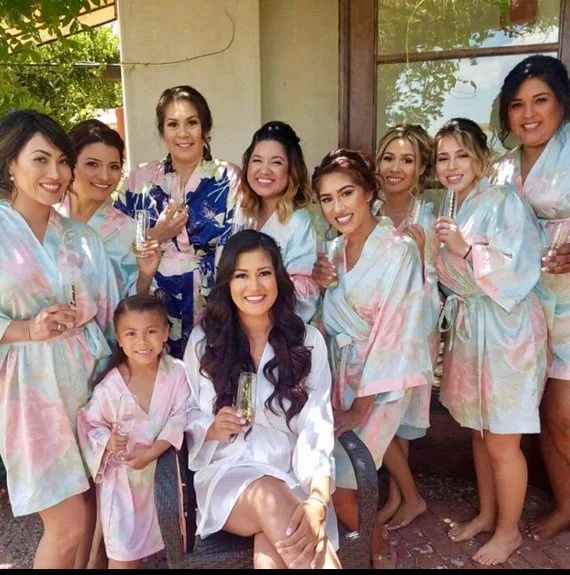 FUNG Item 3016 Wholesale Popular and Hot Sale Short Style Women Floral Silky Satin Robes for Bride and Bridesmaid