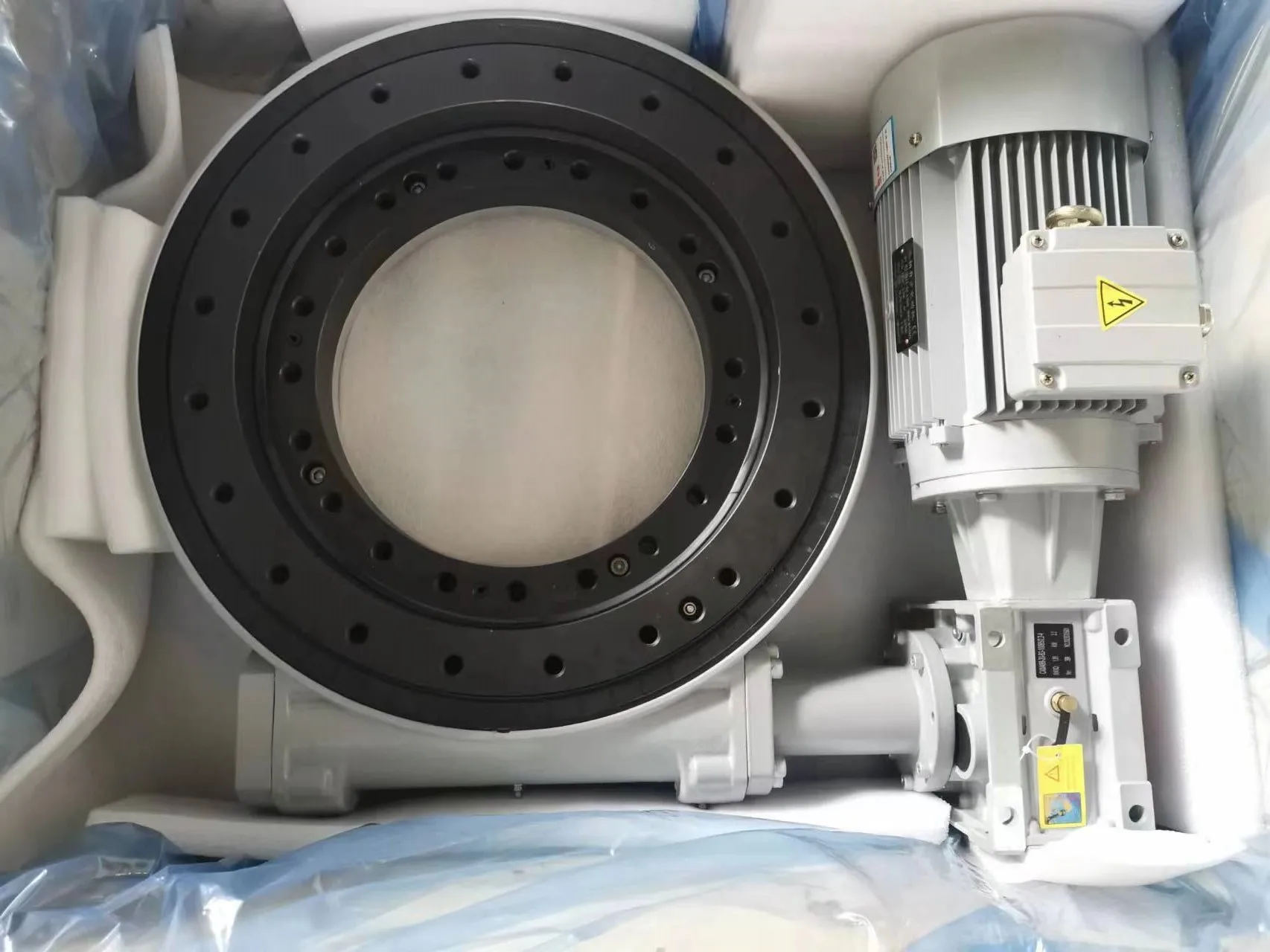 Slew drive used fo Reach truck rotator applications