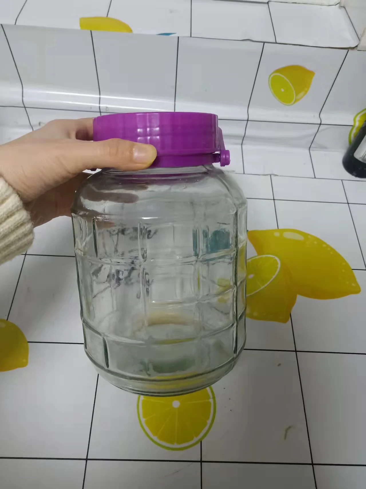 1L 2L 3L 5L 8L 10L 15L 20L стеклянный ферментационный домашний винный маринованный кувшин с красной и фиолетовой ручкой