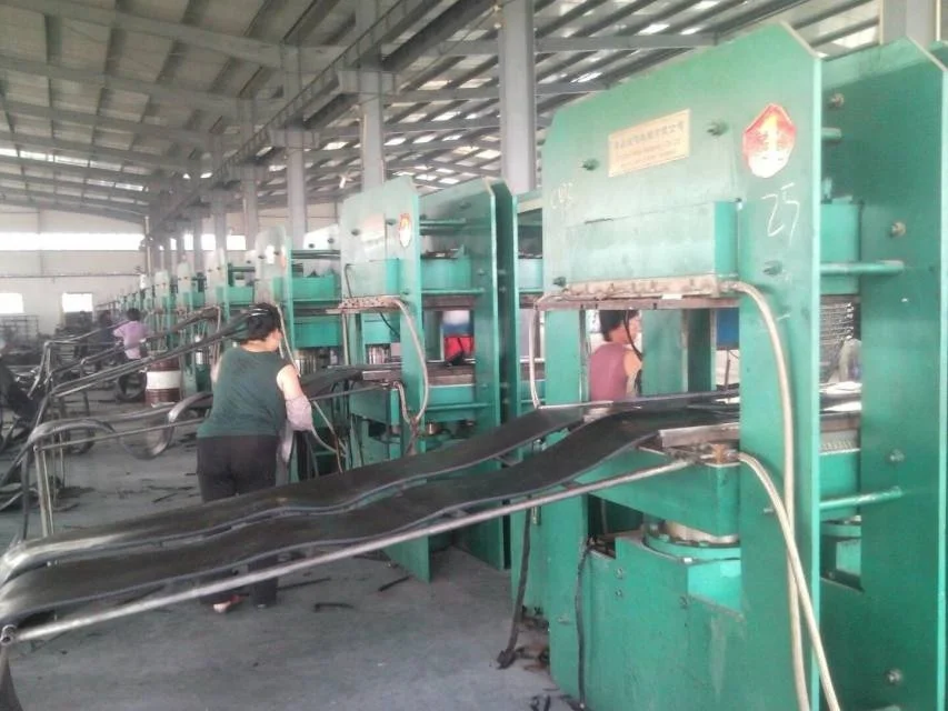 Rubber Mat Vulcanization Machine Hot Vulcanizing Rubber Machine Rubber Vulcanizing Making Machine