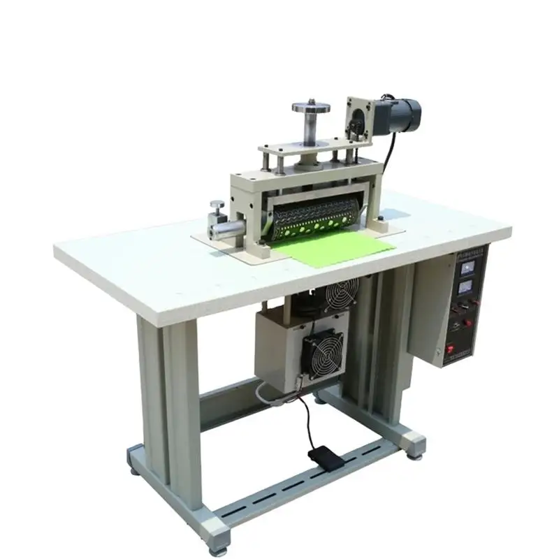 Automatic Lace Embossing 300MM Ultrasonic Lace Sewing Machine