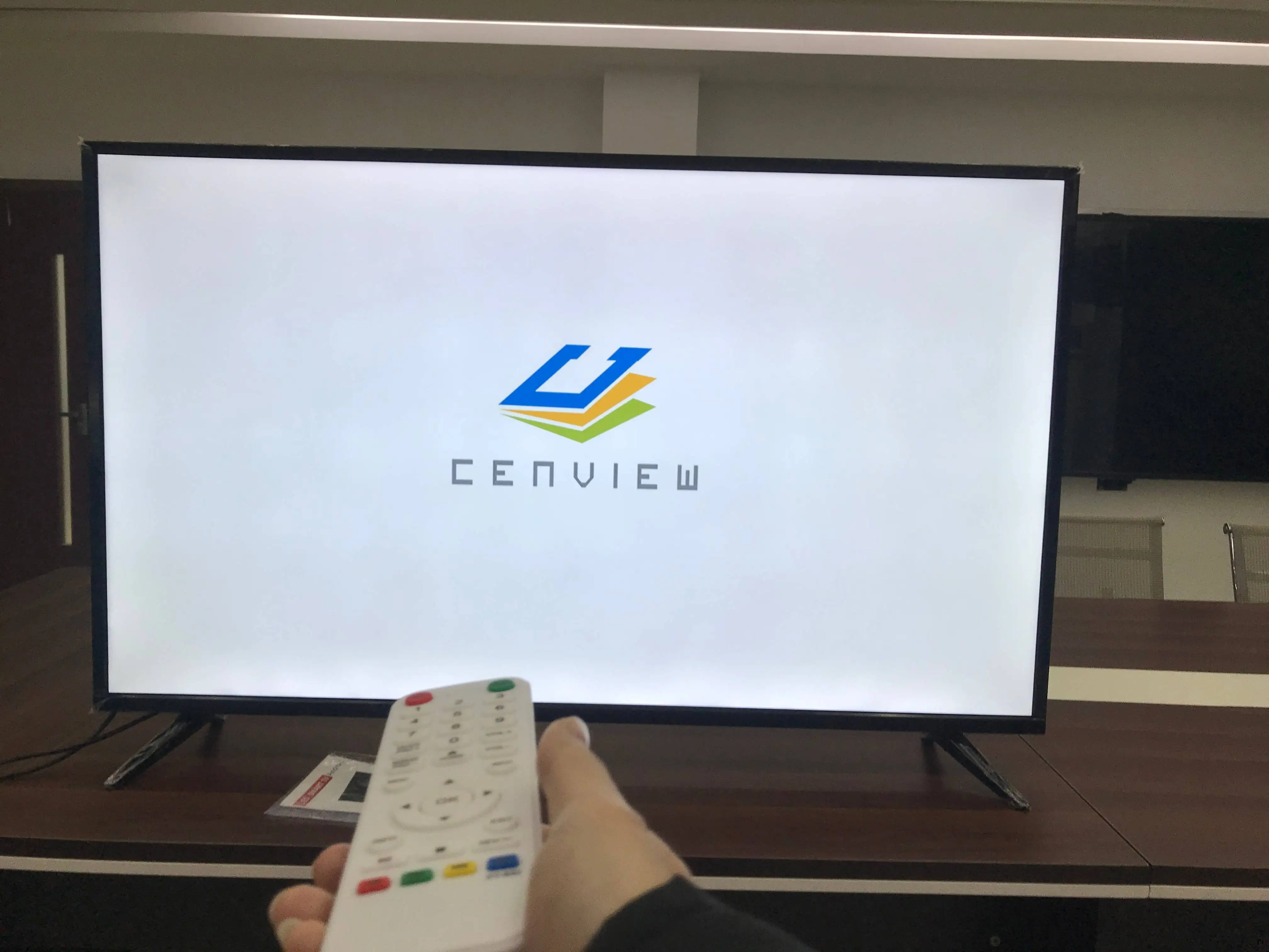 Televisions 65 Inch 4K LED Black Android PLASMA HDMI LCD LED TV 4k Smart Tv Slim Display Solide 2023nouvelle Version HDTV FCC