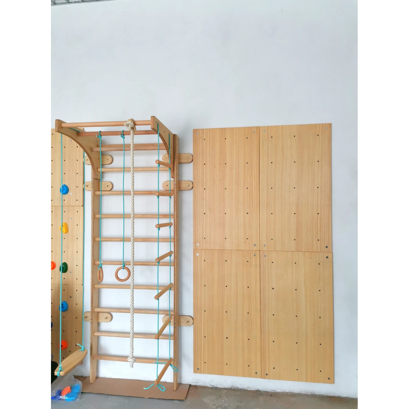 Indoor Playground Gymnastic Wall Gym Kids Wooden Swedish Ladder Set With Slide