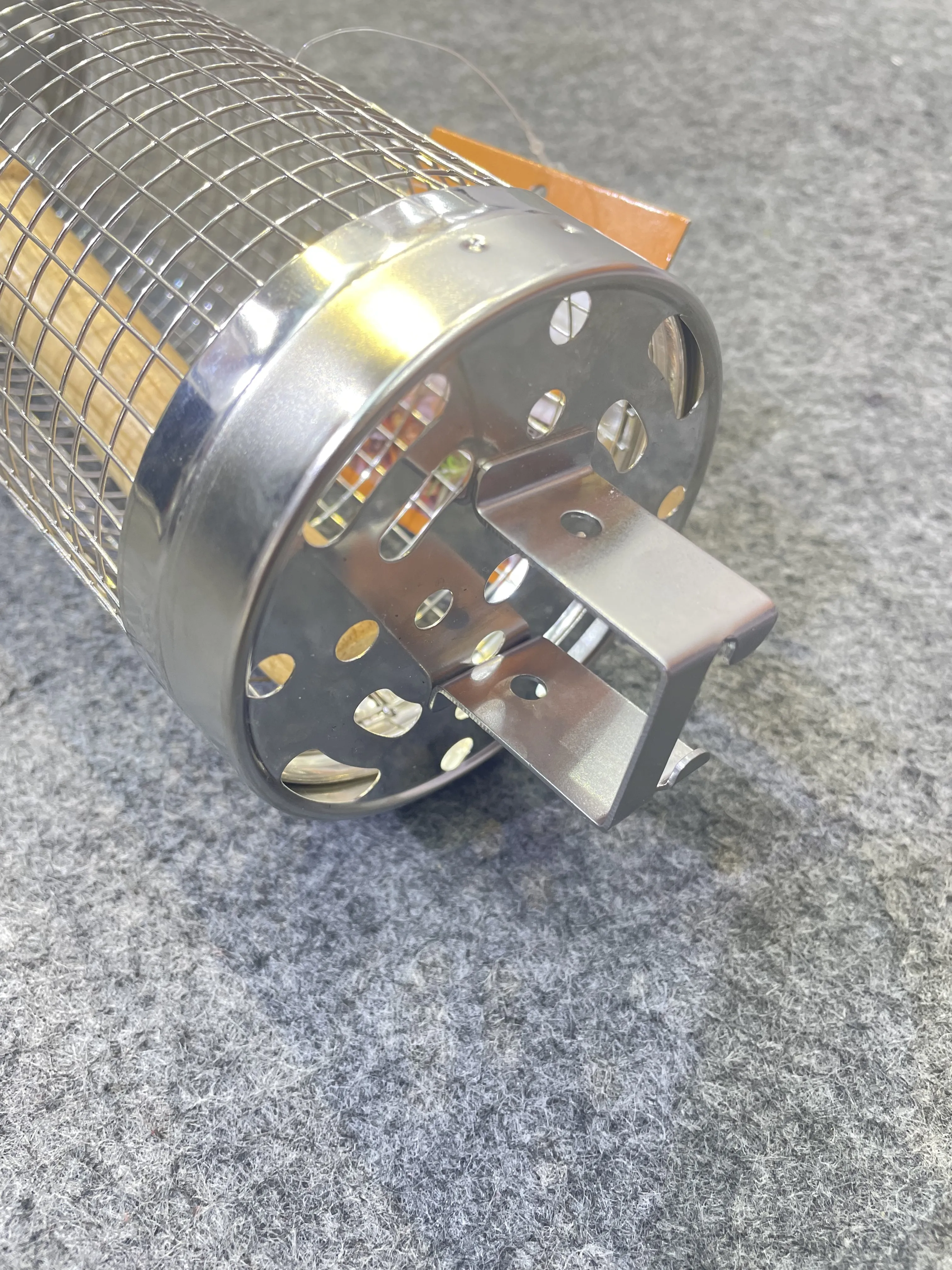 Cylinder rolling grilling basket round stainless steel metal net tube bbq barbecue basket for Roasting Meat