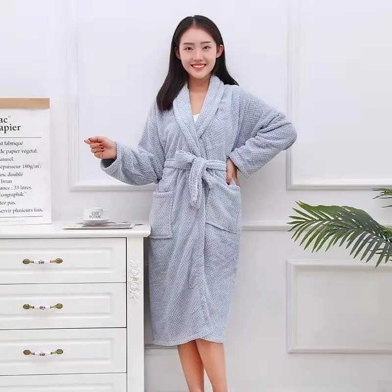 Soft Velour Coral Fleece Velvet Robe 100% Polyester Microfiber Wholesale Terry Towel Bathrobe Woman