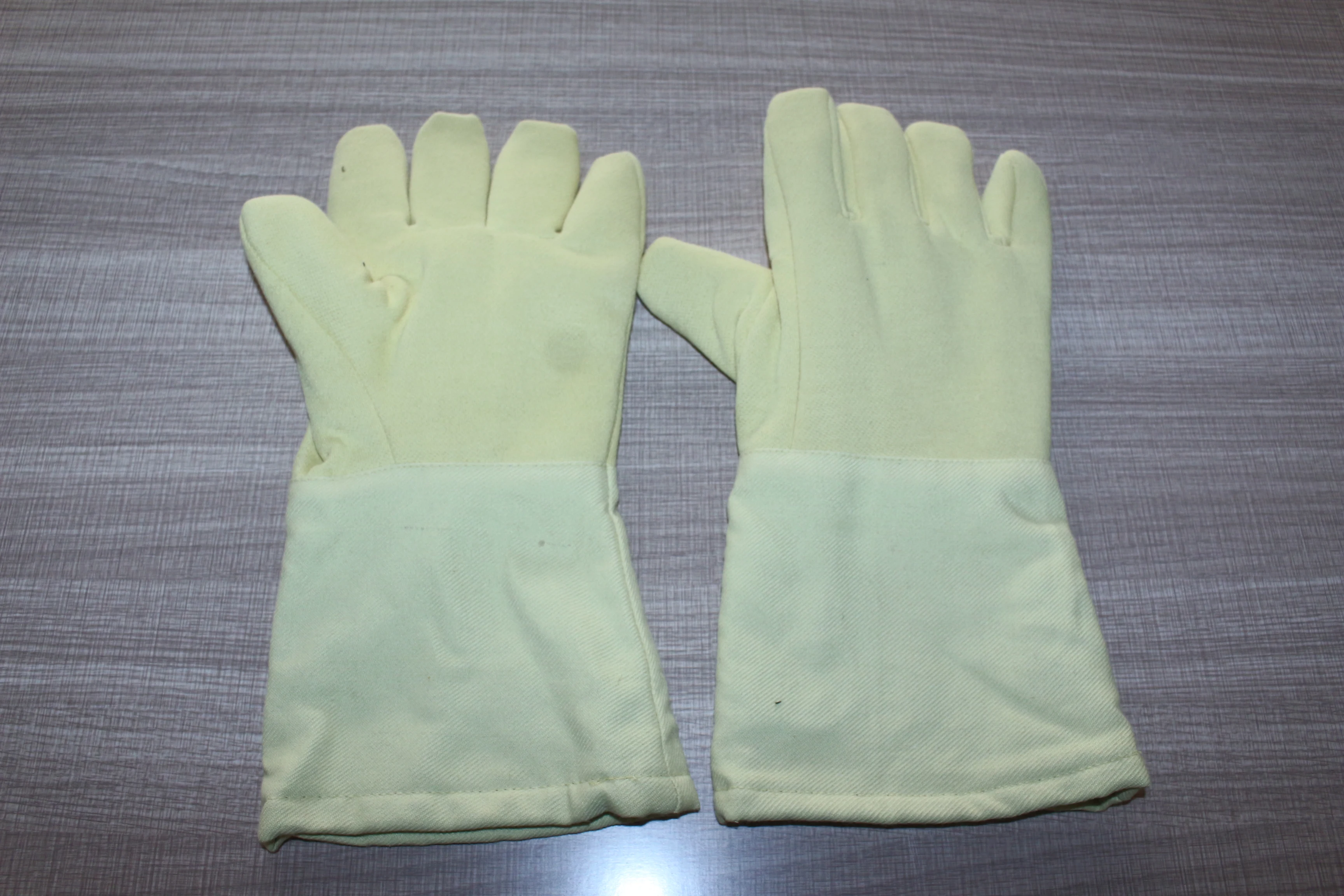 EN standard High temperature resistant safety gloves 500 celsius degree 4 layers