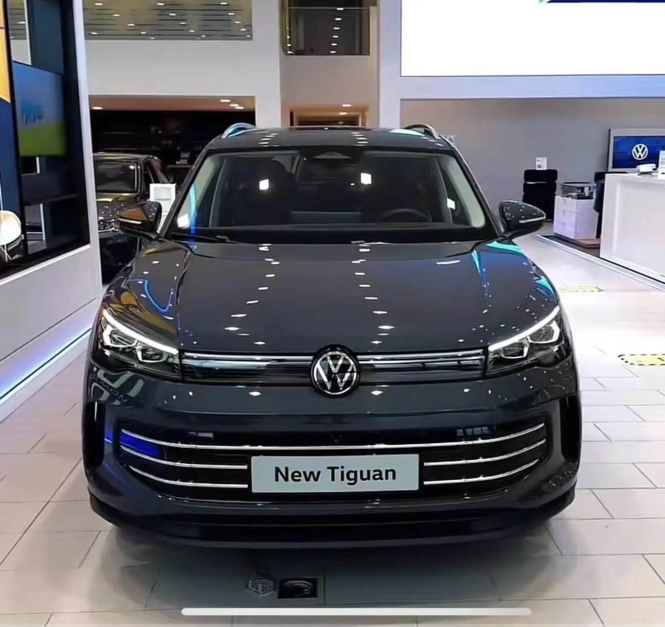 VW Tiguan L 2024 380TSI auto-4WD 1.5T 2.0T Gas Car R-Line flagship edition 2.0T 7 seat car Gasoline Vehicle SUV