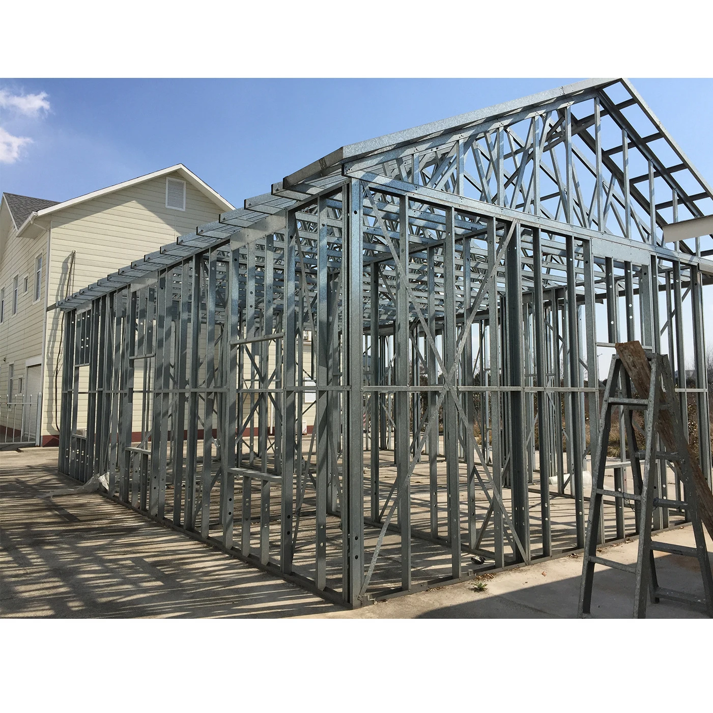 New designing prefabricated residence hotel steel structure building Made in China