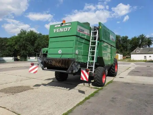 8300 комбайн очень дешевый для продажи