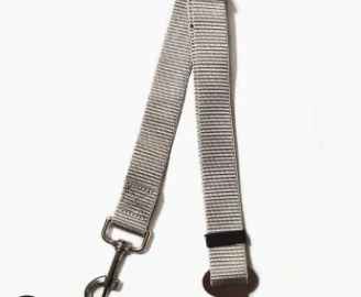 
Pet Dog Car Seat Belt Adjustable Harness Seatbelt Lead Leash for Small Medium Dogs Travel Clip Pet Supplies 4 Color 