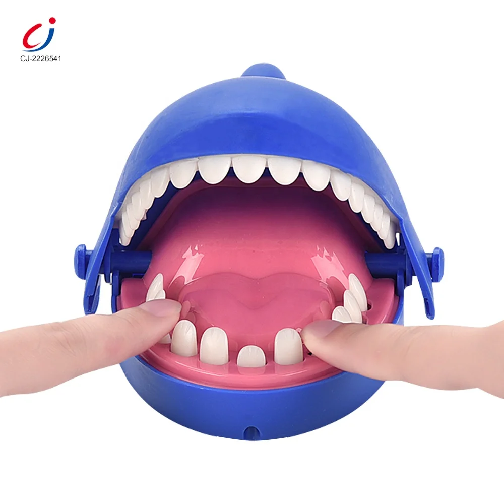 Stress reduction party prank trick joke bite finger toys shark tricky toy press tooth happy game funny finger biting toy game