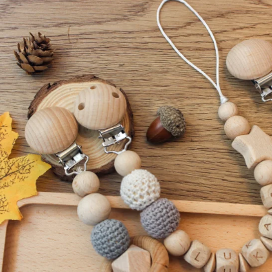 High quality baby pacifer clip suspender clip wood