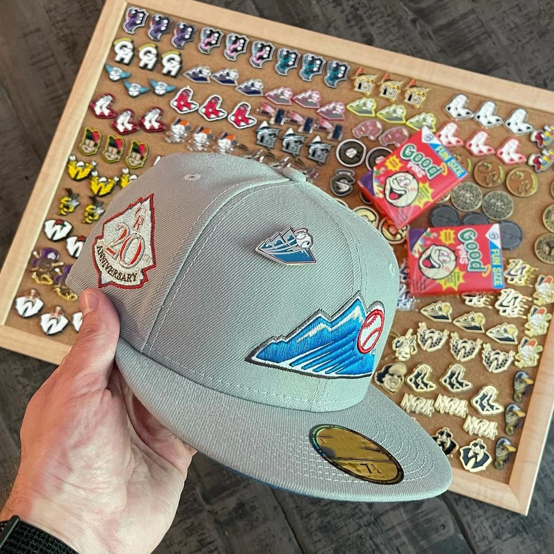 Бейсболка gorras era с эмалью, кепка для занятий спортом, жесткая эмалированная бейсболка на заказ, металлический значок с лацканами