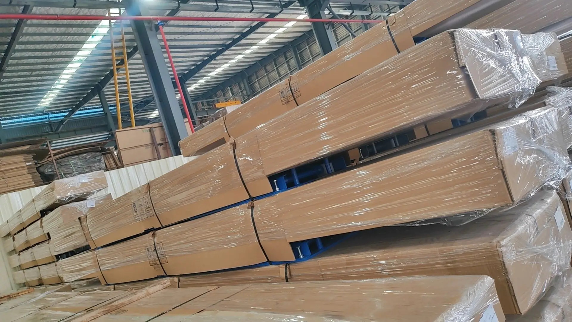 Factory Directly Sale 3.5T Big Scissor Lift with Ramp Control Box for Tire Shop Car Repair Shop