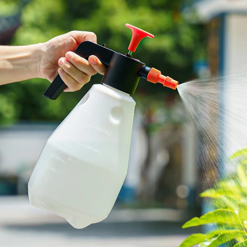 Plastic Garden Portable Hand Pump Pressure Manual Water Sprayer 2l Mist Spraye for Garden