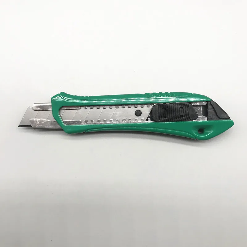 Cheap free sample 18mm plastic snap off quick change blade box cutter knife
