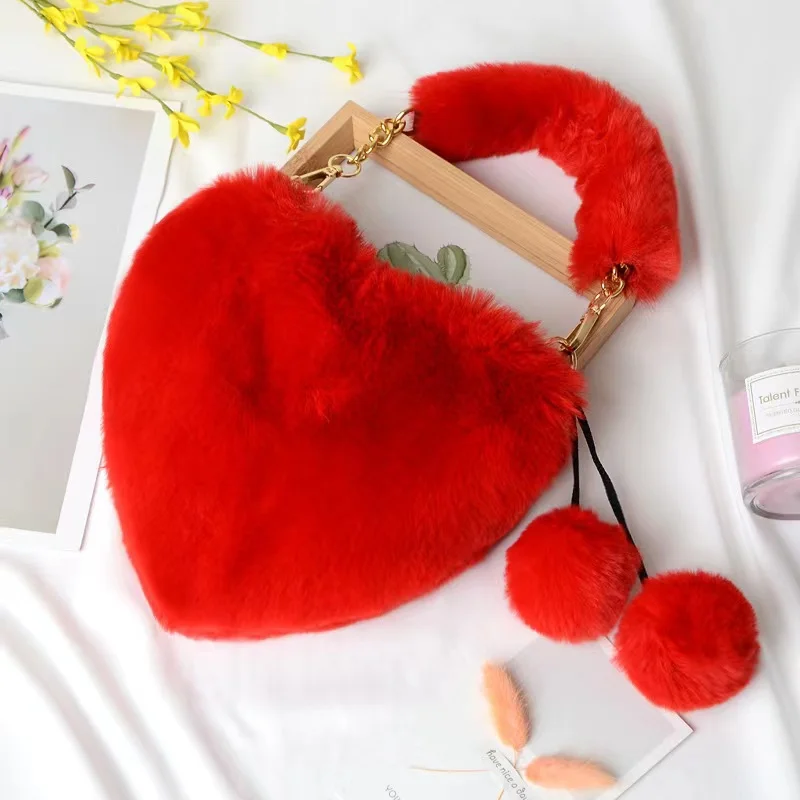 2023 Ladies Fashion Heart Shaped Fur Plush Handbags Fluffy Crossbody Bags Women Shoulder Bags Tote Bag Purse