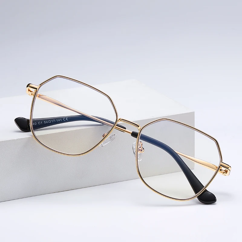 NWOGLSS 3040  Fashion Metal Frame Women Eyeglasses Frame 2022