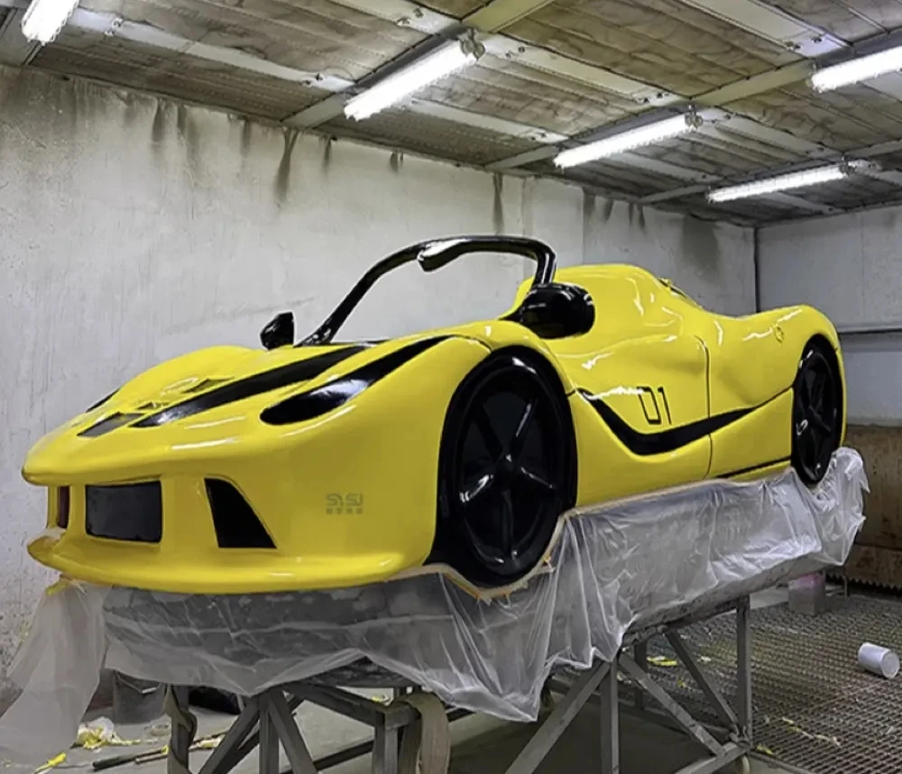 Customized Amusement Park Sports Car Sculpture Decoration Fiberglass Simulation Car Sculpture Large Resin Sculpture