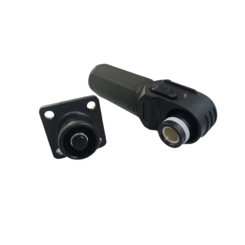 pluggable battery connections via busbar connection or via battery pole connector