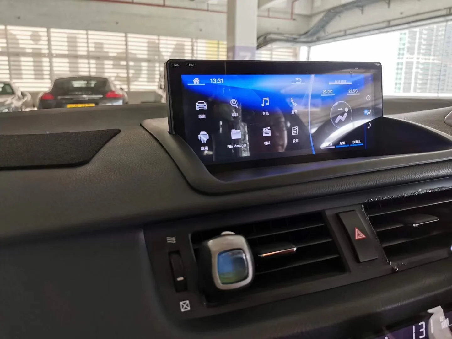 YZG 10.25" 8 Core Android 9.0 Carplay Multimedia Car Gps Navigation DVD Player Used for Lexus CT200 2011-2017(RHD)