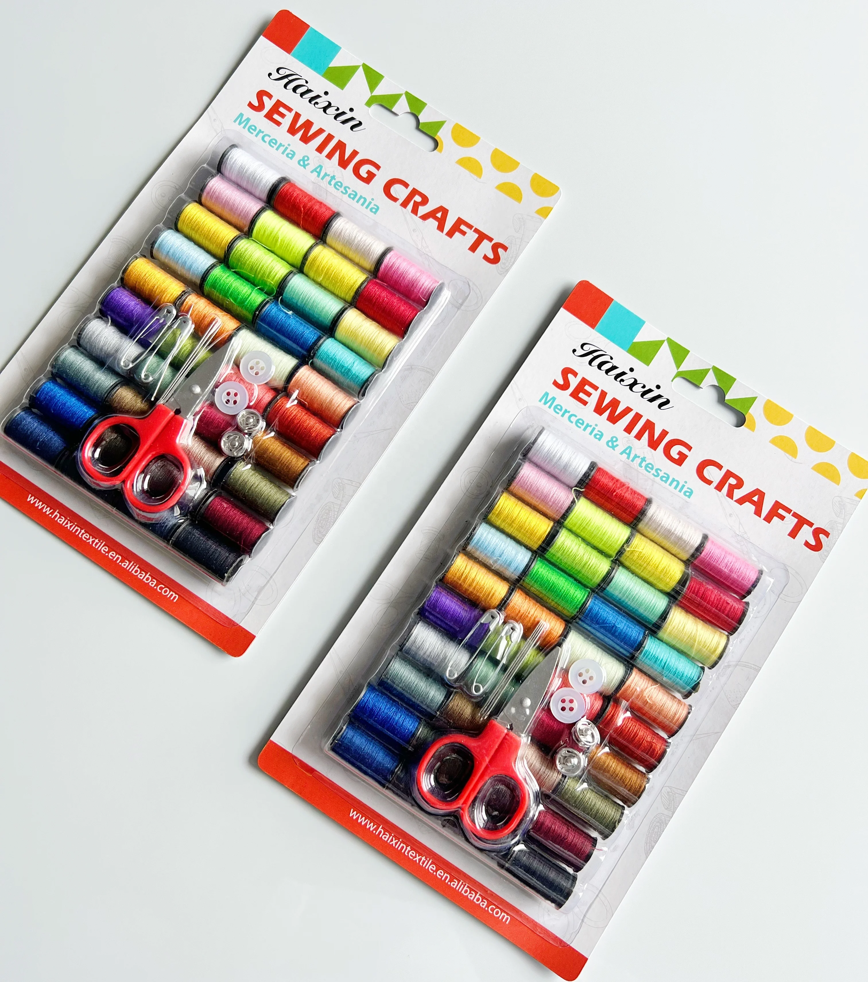 Household Sewing Kit Set With 40 colors Threads Needles button and scissor in Blister Card
