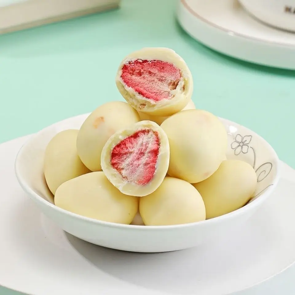 Direct Wholesale Freeze Dried Strawberry Chocolate Matcha  Milk Covered Coated Low Price