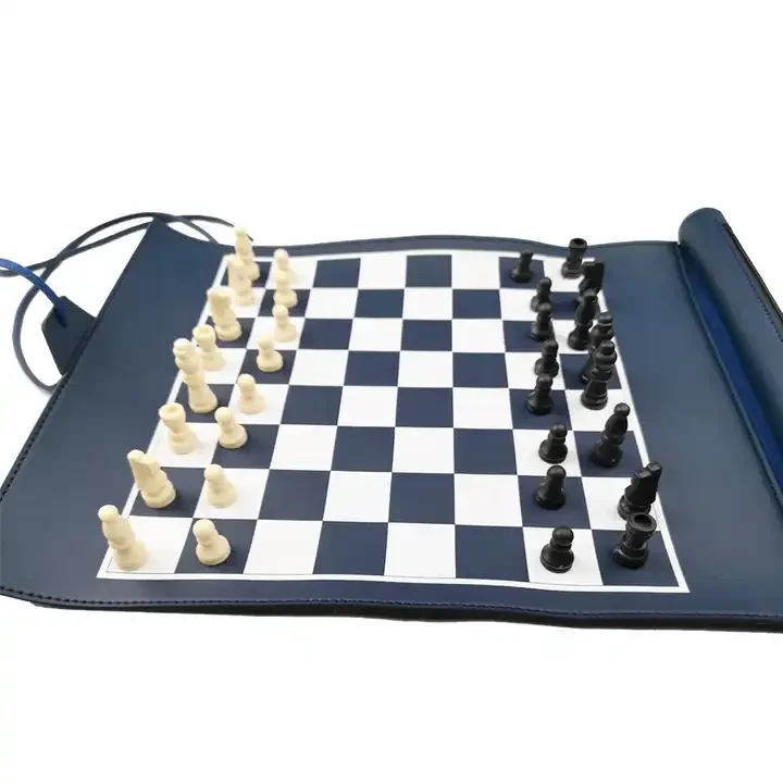 Оптовая продажа подарок для любителей активного отдыха шахматы и Набор предметов из искусственной кожи рулонная игра путешествий