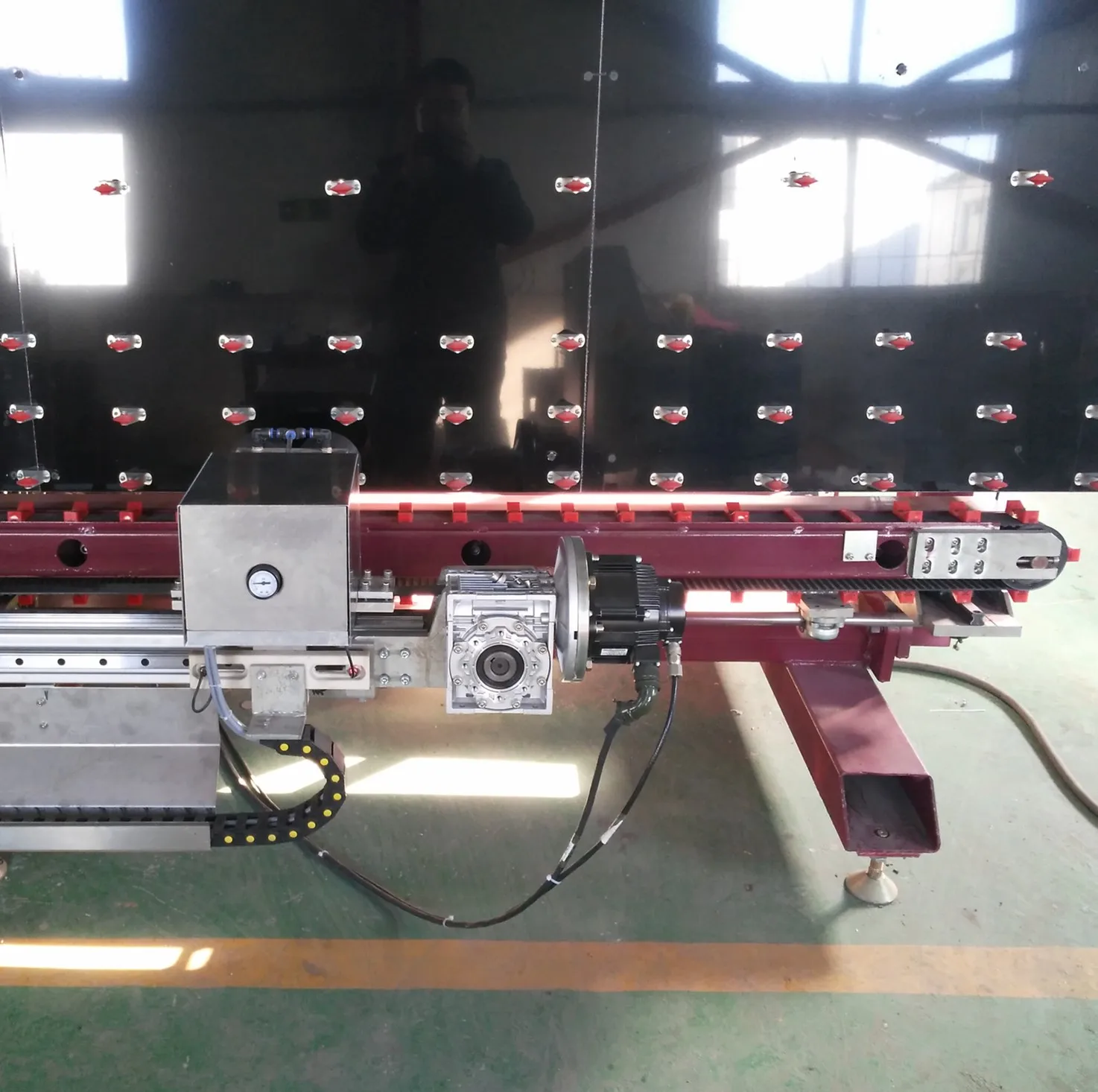 High end automatic vertical glazing silicone sealant extruder machine insulating glass sealing line