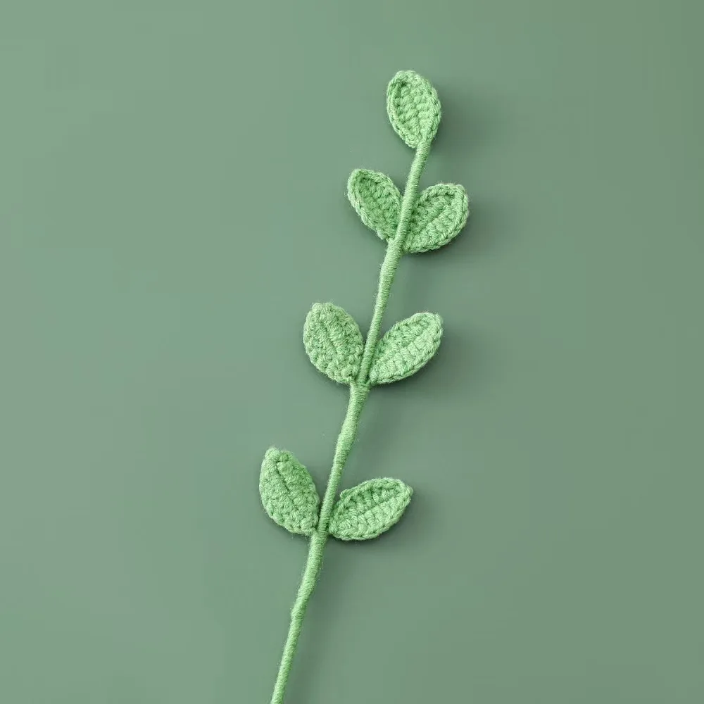 Wholesale Handmade Woven Eucalyptus Leaves Knitted Flower Crochet Flower for Gift and Home Decoration