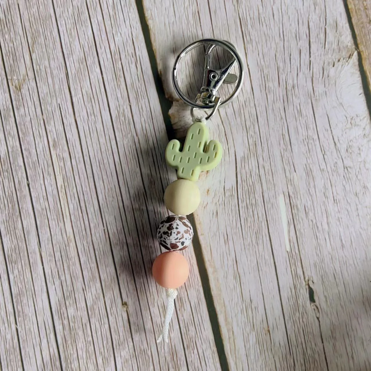 New Design Personalized Custom Silicone Beaded Bracelet Cups Cactus Silicone Wristket Keychain