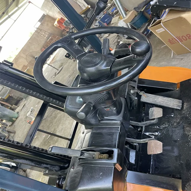 Durable Handling Machinery Manual Transmission diesel 3ton Mini Small Forklift Trucks Toyota Brand Montacargas for Sale